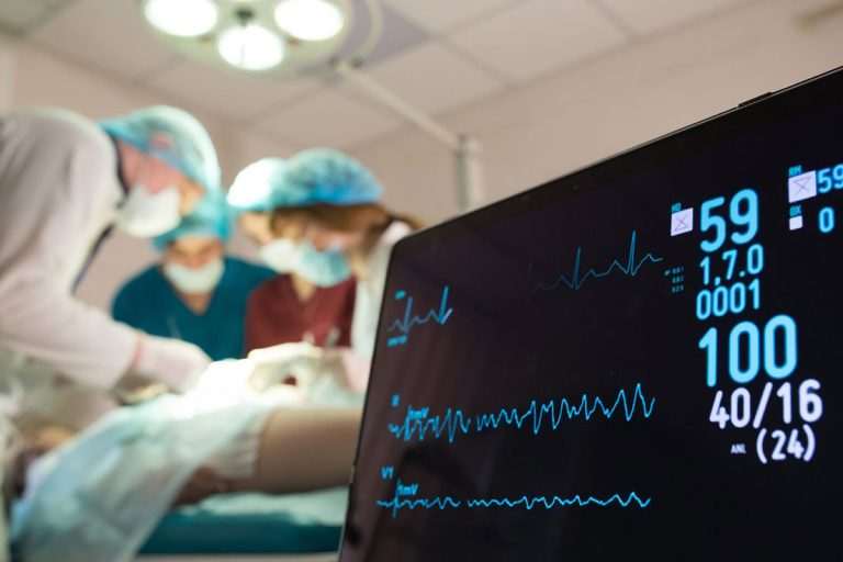 راهنمای خرید دستگاه الکتروکاردیوگراف (ECG)